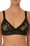 Hanky Panky Signature Lace Padded Crossover Bralette In Black