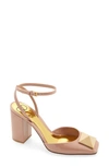 Valentino Garavani Valentino One Stud Ankle Strap Pump In Pink