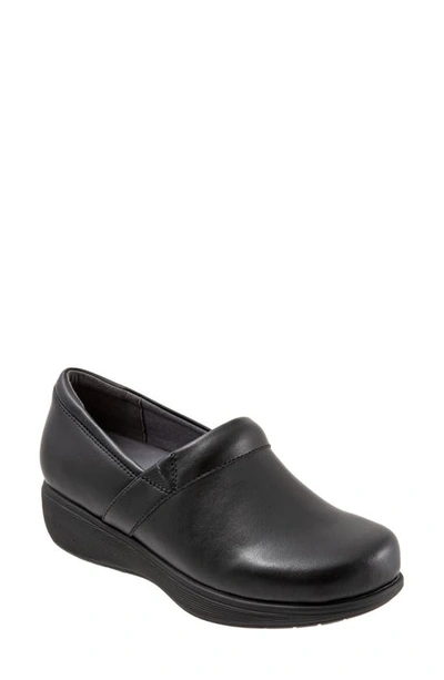 Softwalk Women's Meredith Sport Clog - Medium Width In Black In Black Leather