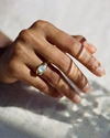 Fine Helia I In Gold
