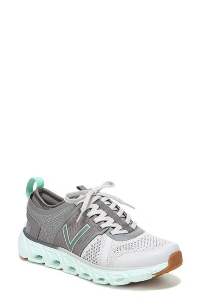 Vionic Captivate Trainer In Grey