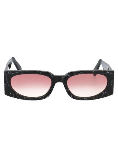 Gcds Gd0016 Sunglasses In 01t Black