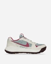 Nike Acg Lowcate Hiking Sneaker In Multicolor