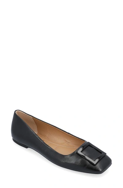 Journee Collection Zimia Square Buckle Flat In Black