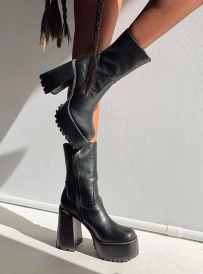 Princess Polly Garbo Boots In Black