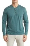 FAIR HARBOR THE SEABREEZE PERFORMANCE LONG SLEEVE HENLEY