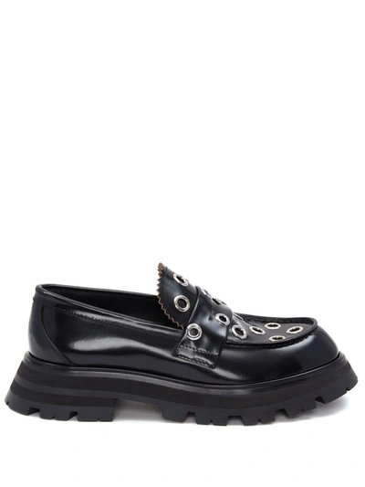 Alexander Mcqueen Wander Leather Loafers In Black