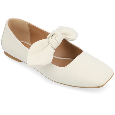 Journee Collection Collection Women's Tru Comfort Foam Seralinn Flats In Beige