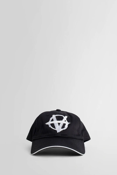 Vetements Man Black Hats