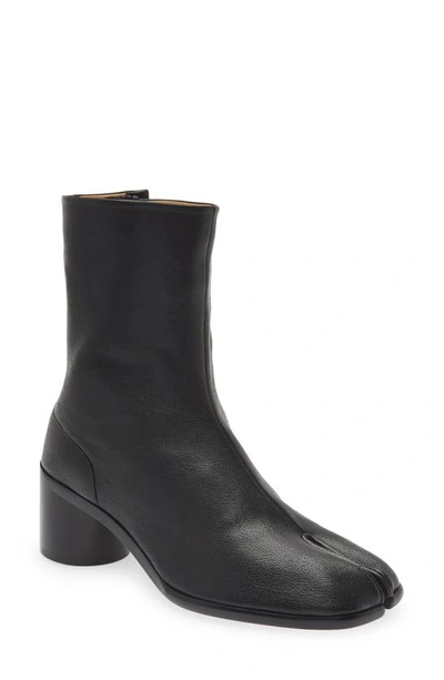 Maison Margiela Tabi Boot In Black