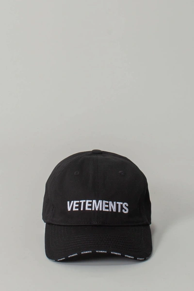 Vetements Logo Cotton Baseball Cap In Black