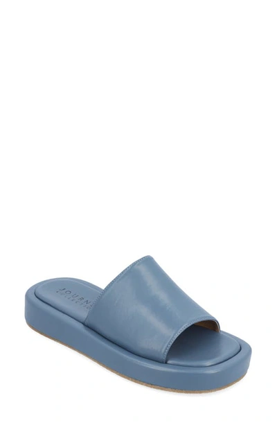 Journee Collection Denrie Flatform Slide Sandal In Blue