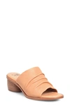 Söfft Farlan Ruched Sandal In Caramel