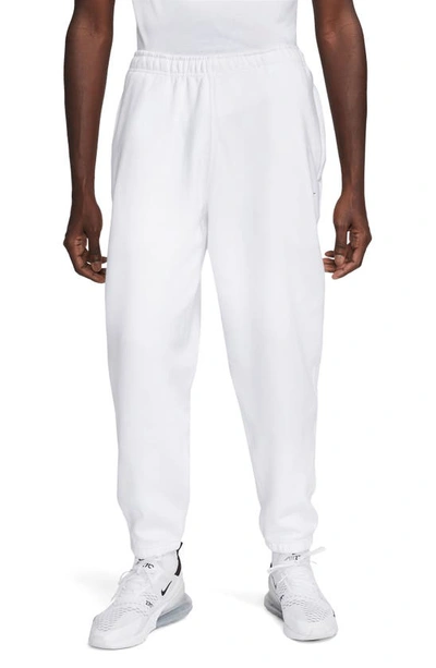 Nike Solo Swoosh Woven Track Pant In Phantom/white