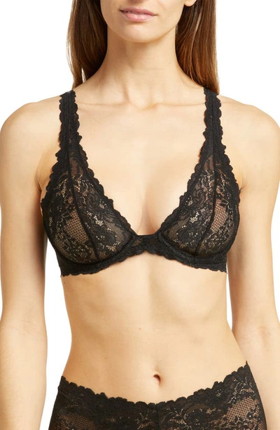 Natori Heavenly Lace Underwire Plunge Bra In Black