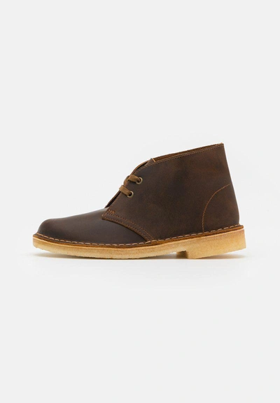 Clarks Desert Boot W Shoes In Beeswax