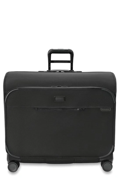 Briggs & Riley Deluxe Carry-on Baseline Wardrobe Spinner Suitcase (58.5cm) In Black