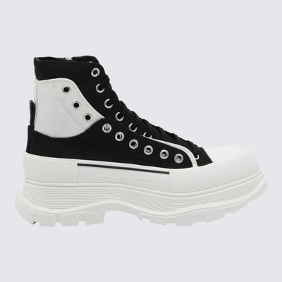Alexander Mcqueen Tread Slick Two-tone Canvas Boots In Black
