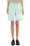 Thom Browne Shorts Mit Streifen In Light Green