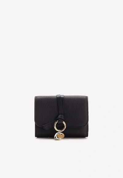 Chloé Alphabet Tri-fold Compact Wallet With Grained Leather In Black