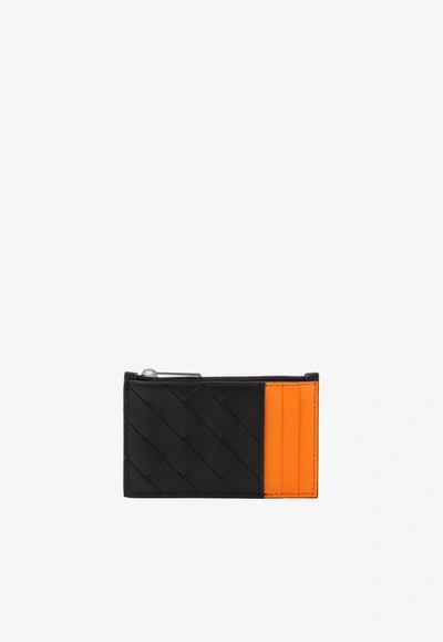 Bottega Veneta Bi-color Intrecciato Leather Zip Cardholder In Black
