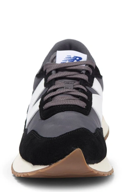 New Balance 237 Sneaker In Black/grey/white/gum