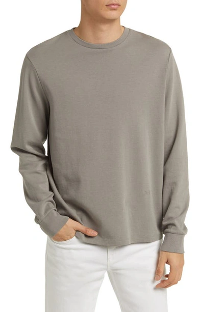 Frame Cotton Duofold Long Sleeve Cotton T-shirt In Stone Grey