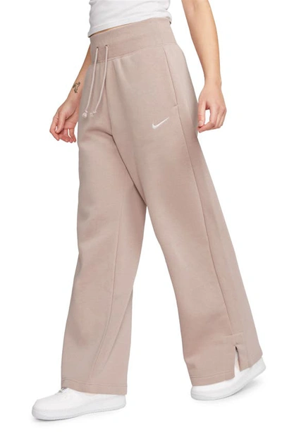 Nike Women's  Sportswear Phoenix Fleece High-waisted Wide-leg Sweatpants In Brown