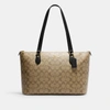 COACH OUTLET GALLERY TOTE IN SIGNATURE CANVAS