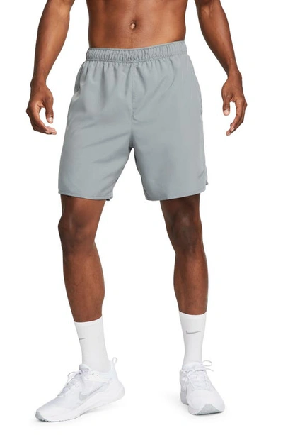 NIKE DRI-FIT CHALLENGER ATHLETIC SHORTS