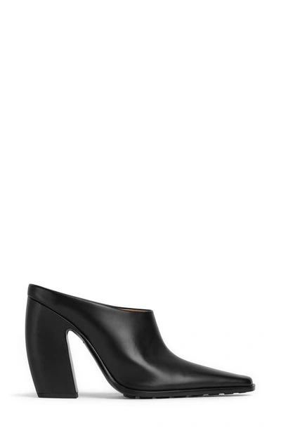 Bottega Veneta Tex Leather Slip-on Mules In Black
