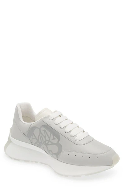 Alexander Mcqueen Seal Sprint Sneaker In Ivory/silver