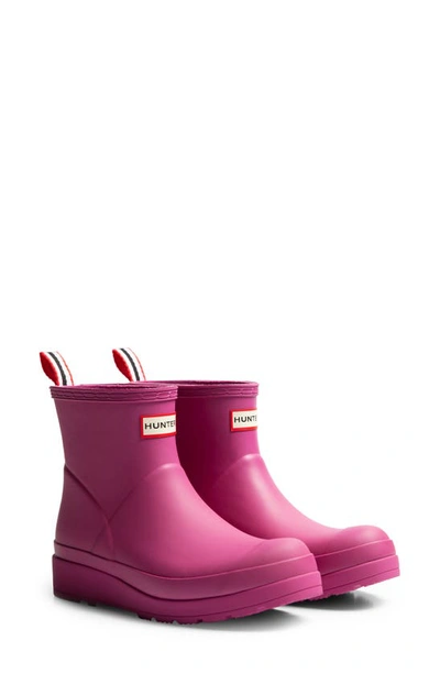 Hunter Original Play Waterproof Rain Bootie In Prismatic Pink