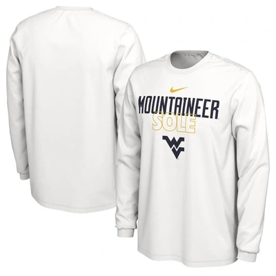 NIKE WHITE WEST VIRGINIA MOUNTAINEERS 2023 ON COURT BENCH LONG SLEEVE T-SHIRT