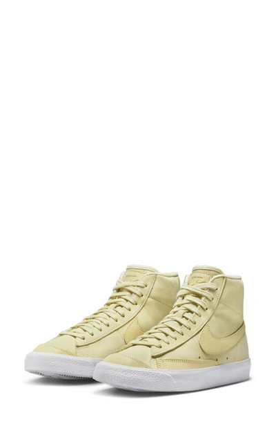 Nike Blazer Mid Prm Mf Alabaster/white Dq7572-700 Women's In Brown