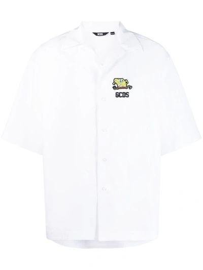 Gcds Embossed-logo Short-sleeve Shirt In White