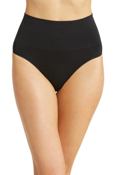 Spanx Everyday Shaping Briefs In Very Black