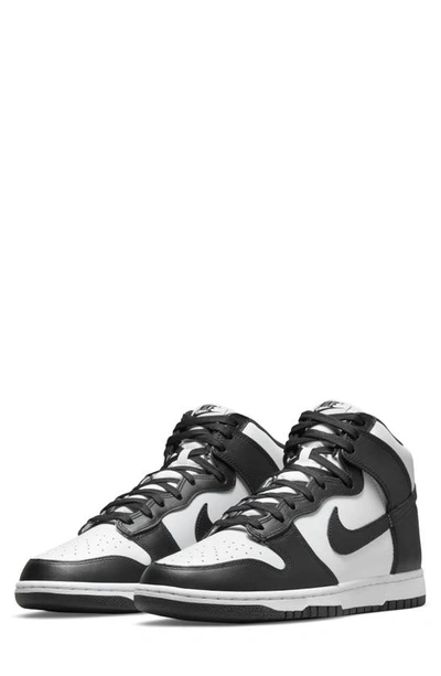 NIKE DUNK HI RETRO BASKETBALL SHOE