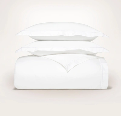 Boll & Branch Organic Signature Embroidered Duvet Set In White/mineral
