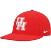 NIKE NIKE RED HOUSTON COUGARS TRUE AEROBILL PERFORMANCE FITTED HAT
