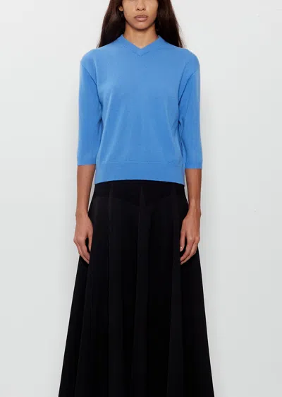 6397 Elbow V-neck Cashmere Sweater In Blue