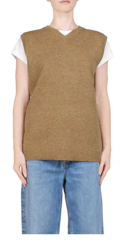 6397 Milano Sweater Vest In Hunter In Green