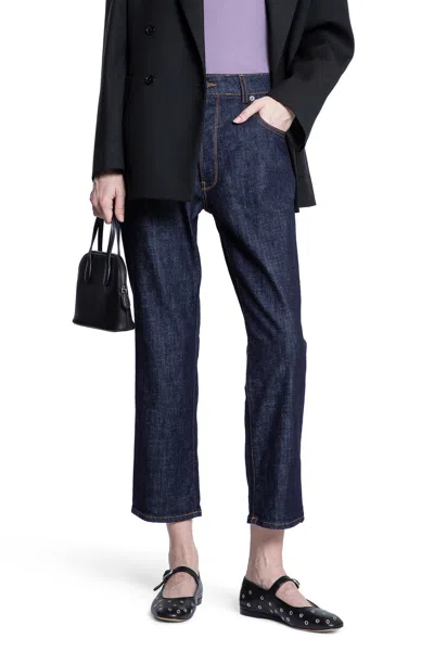 6397 Woman Blue Jeans