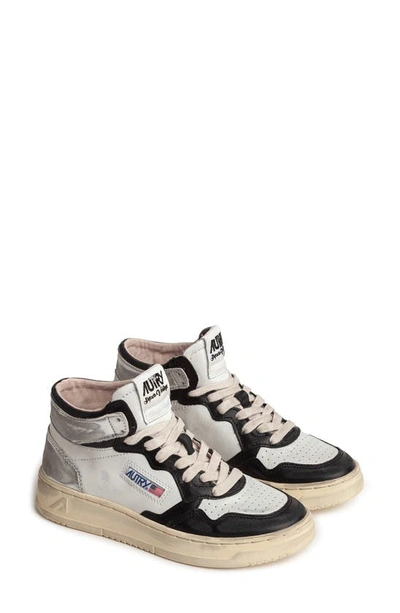 Autry Medalist Mid Super Vintage Sneakers In White