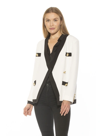 Alexia Admor Emele Blazer In White