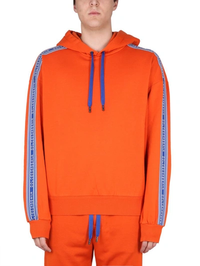 Dolce & Gabbana Cropped-hoodie Mit Logo-streifen In Orange