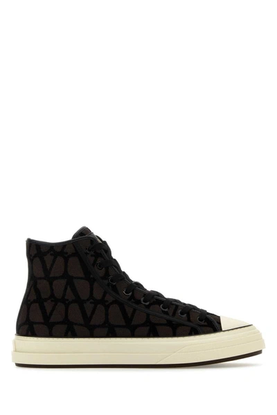 Valentino Garavani Sneakers In Fondant