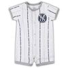 OUTERSTUFF INFANT WHITE NEW YORK YANKEES BALL HITTER COVERALL