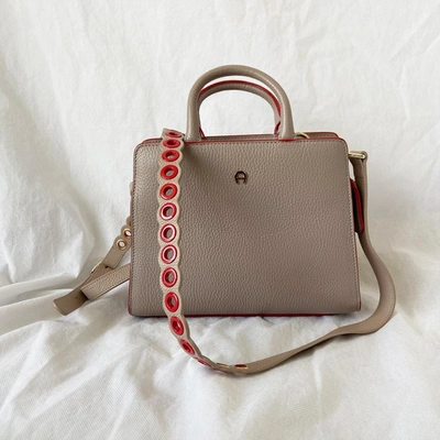 Pre-owned Aigner Cybill Dusty Beige Tote Bag Red Trim With Studded Strap In Used / Small / Dusty Rose