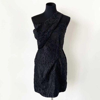 Pre-owned Roland Mouret Black Embroidered One Shoulder Dress In Used / Fr38 / Black